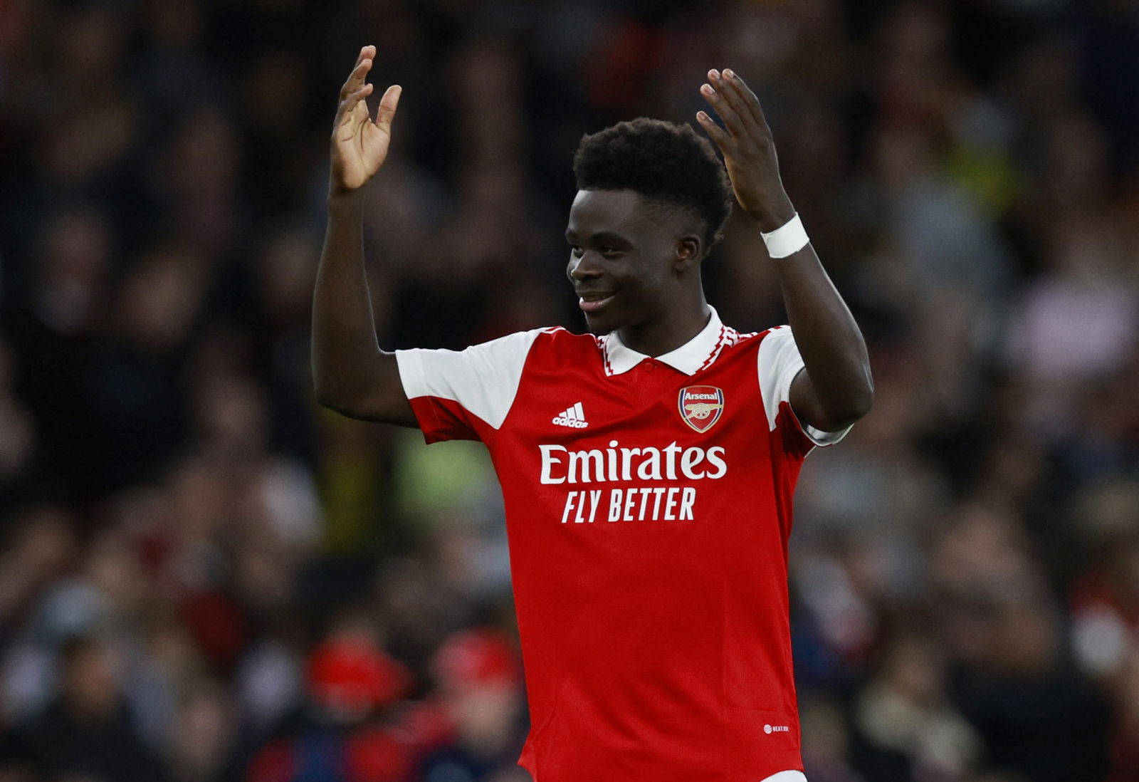 Arsenal beat Forest 2-1 in Premier League opener